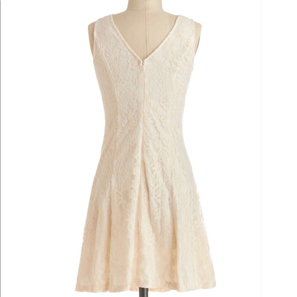 ModCloth Lace Sundress - Picture 2 of 6